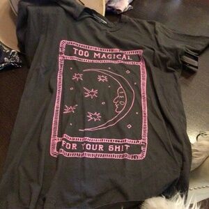 NEW! Magic tee